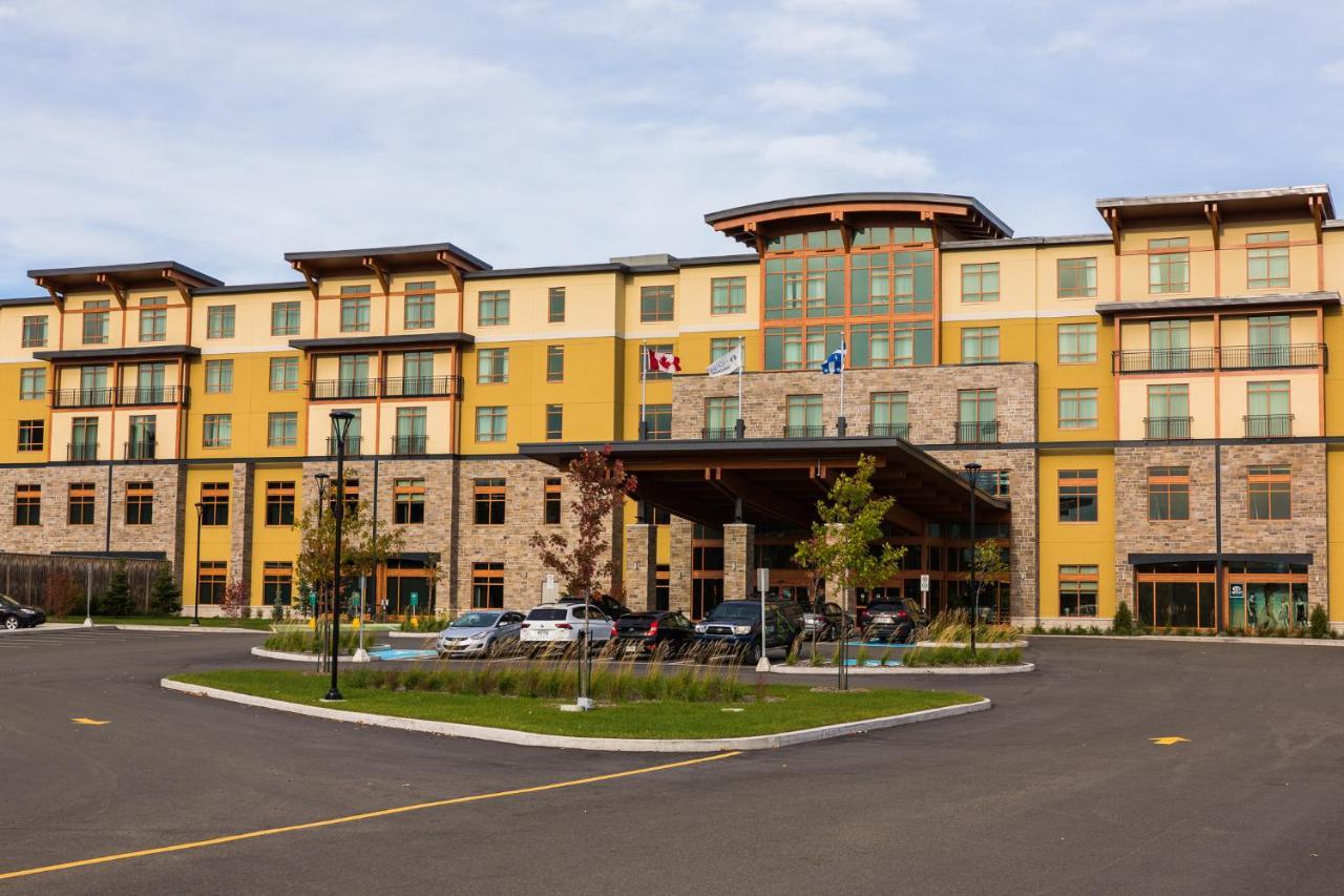 Hotel Valcartier Saint-Gabriel-De-Valcartier Exterior foto